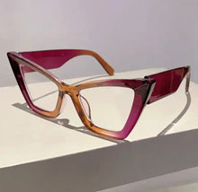 Load image into Gallery viewer, Butterfly Vintage Eyewear