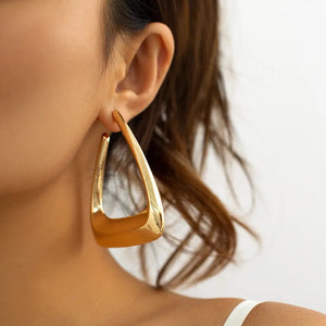 Geometric Hoops