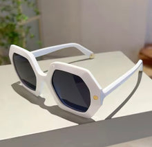 Load image into Gallery viewer, Hexagon Sunglasses