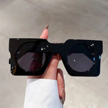 Load image into Gallery viewer, Square Vintage Sunglasses