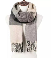 Load image into Gallery viewer, Fashion Scarf