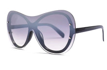 Load image into Gallery viewer, Vintage Cateye Sunglasses