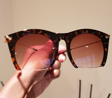 Load image into Gallery viewer, Amorie Sunglasses