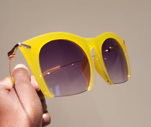 Load image into Gallery viewer, Amorie Sunglasses