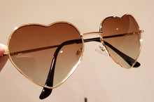 Load image into Gallery viewer, Heart Shaped Sunglasses