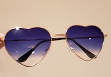 Load image into Gallery viewer, Heart Shaped Sunglasses