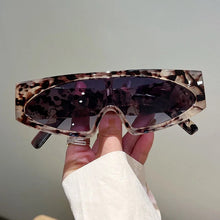 Load image into Gallery viewer, Oversized Shield Sunglasses