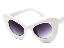 Load image into Gallery viewer, Sexy Vintage Cateye Sunglasses