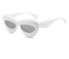 Load image into Gallery viewer, Y2K Cat Eye Sunglasses